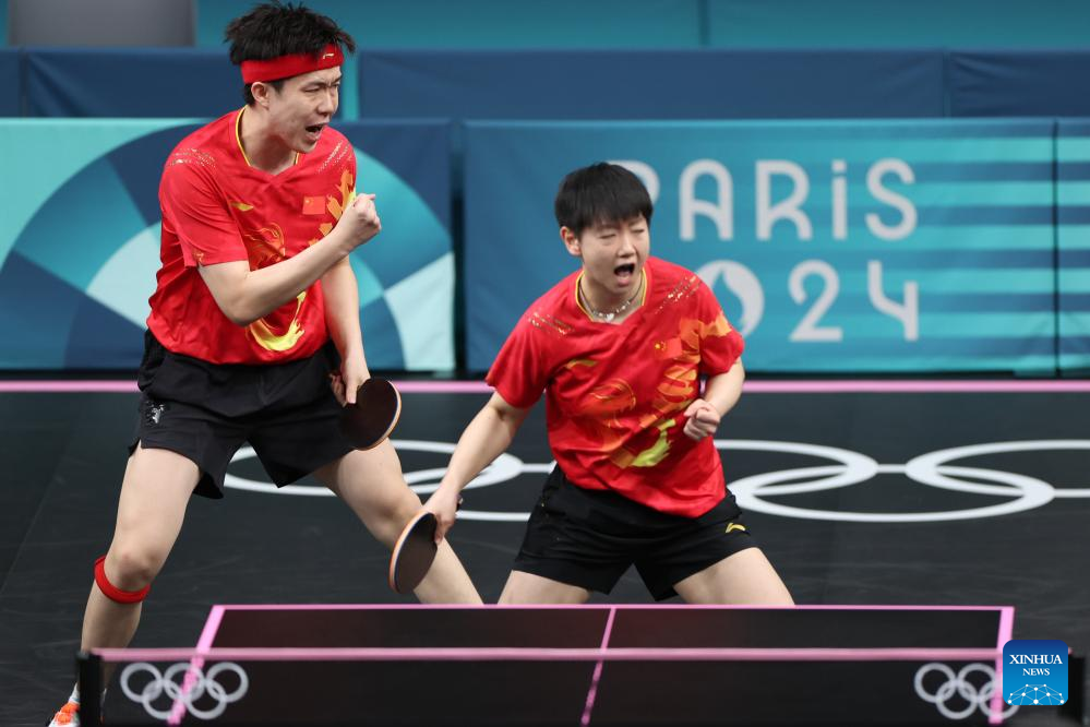 菲尼克斯太