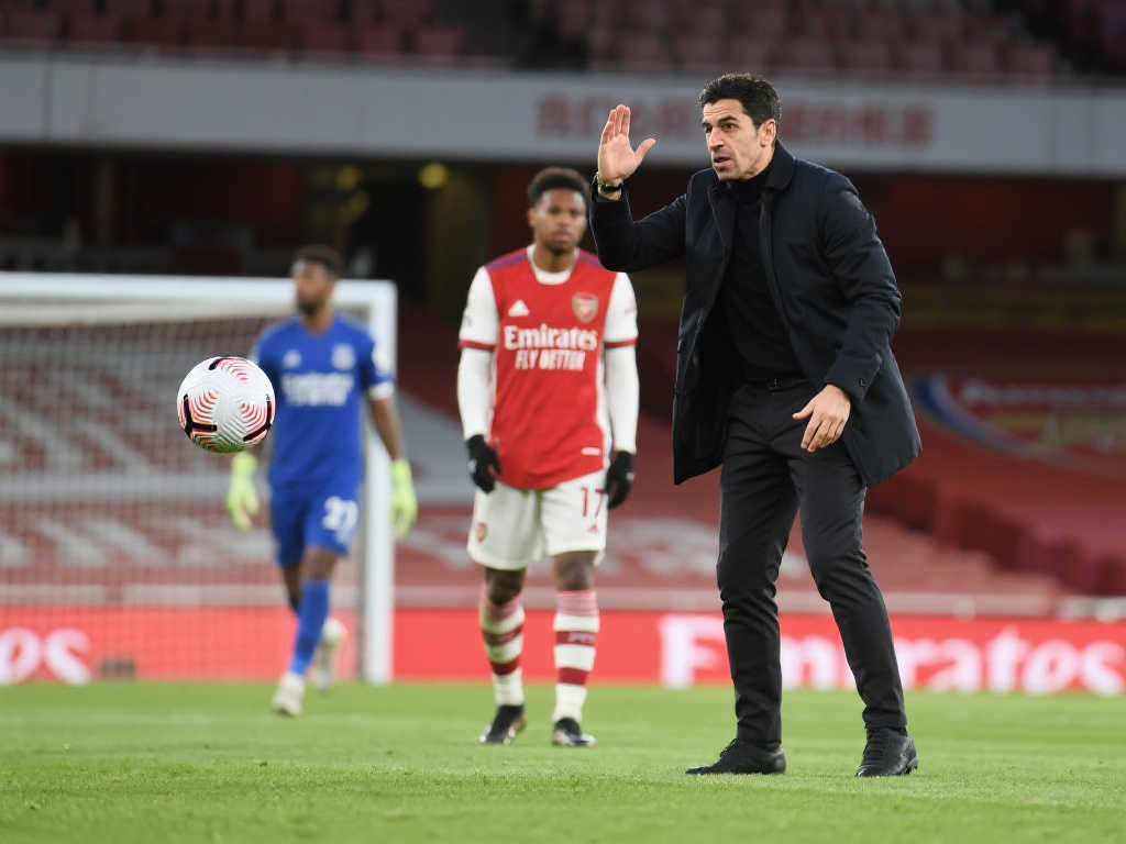 他能够在 他能够在